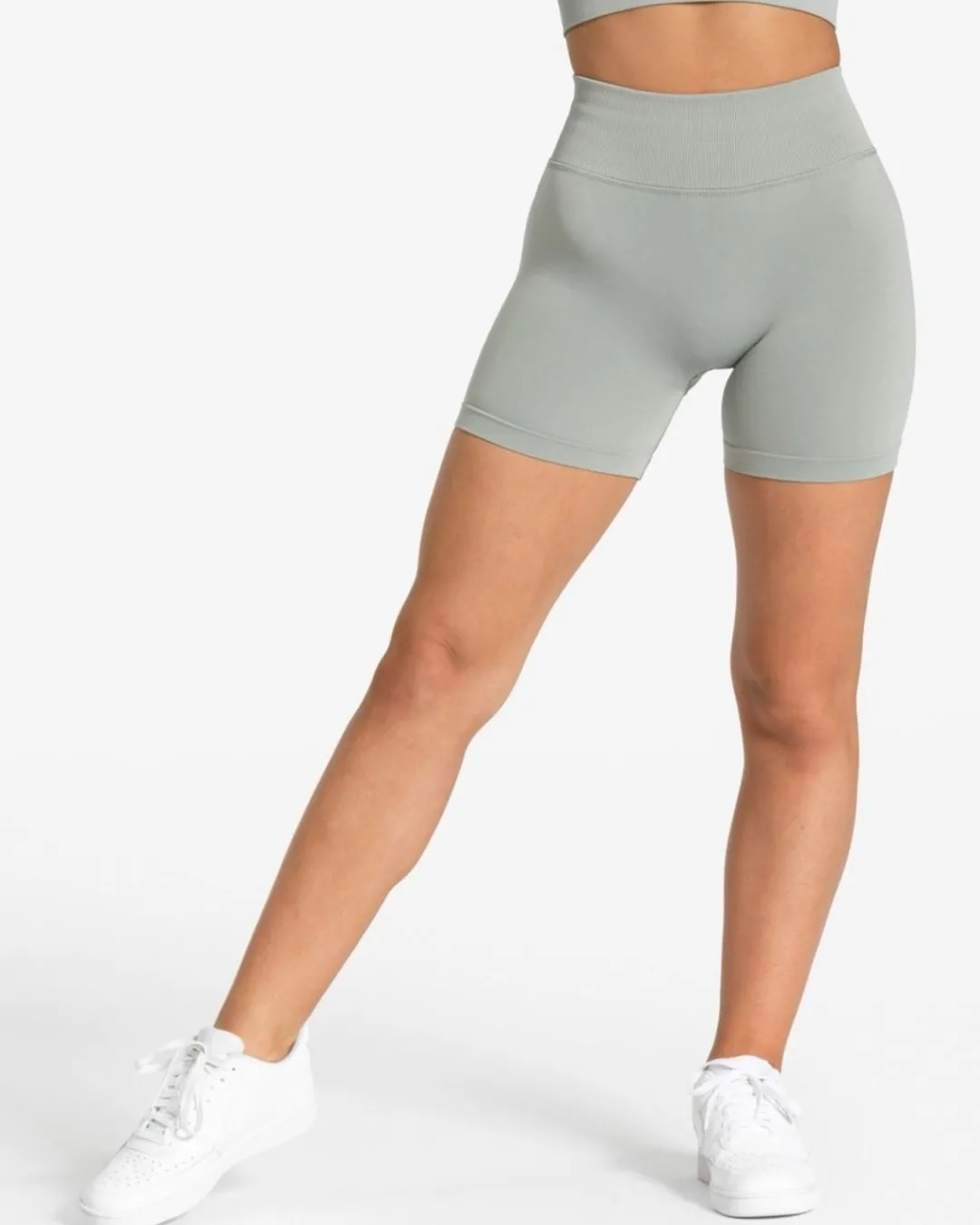 TEVEO Shorts*Sensation Mini Short "Grau"