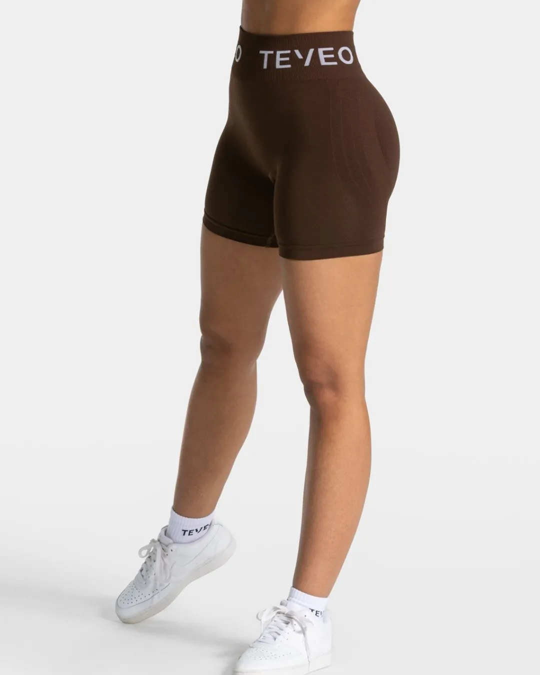 TEVEO Shorts*Signature Scrunch Short "Dunkelbraun"