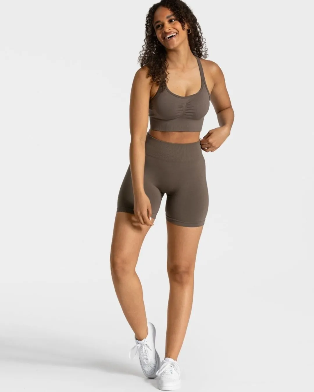 TEVEO Shorts*Timeless Scrunch Short "Taupe"