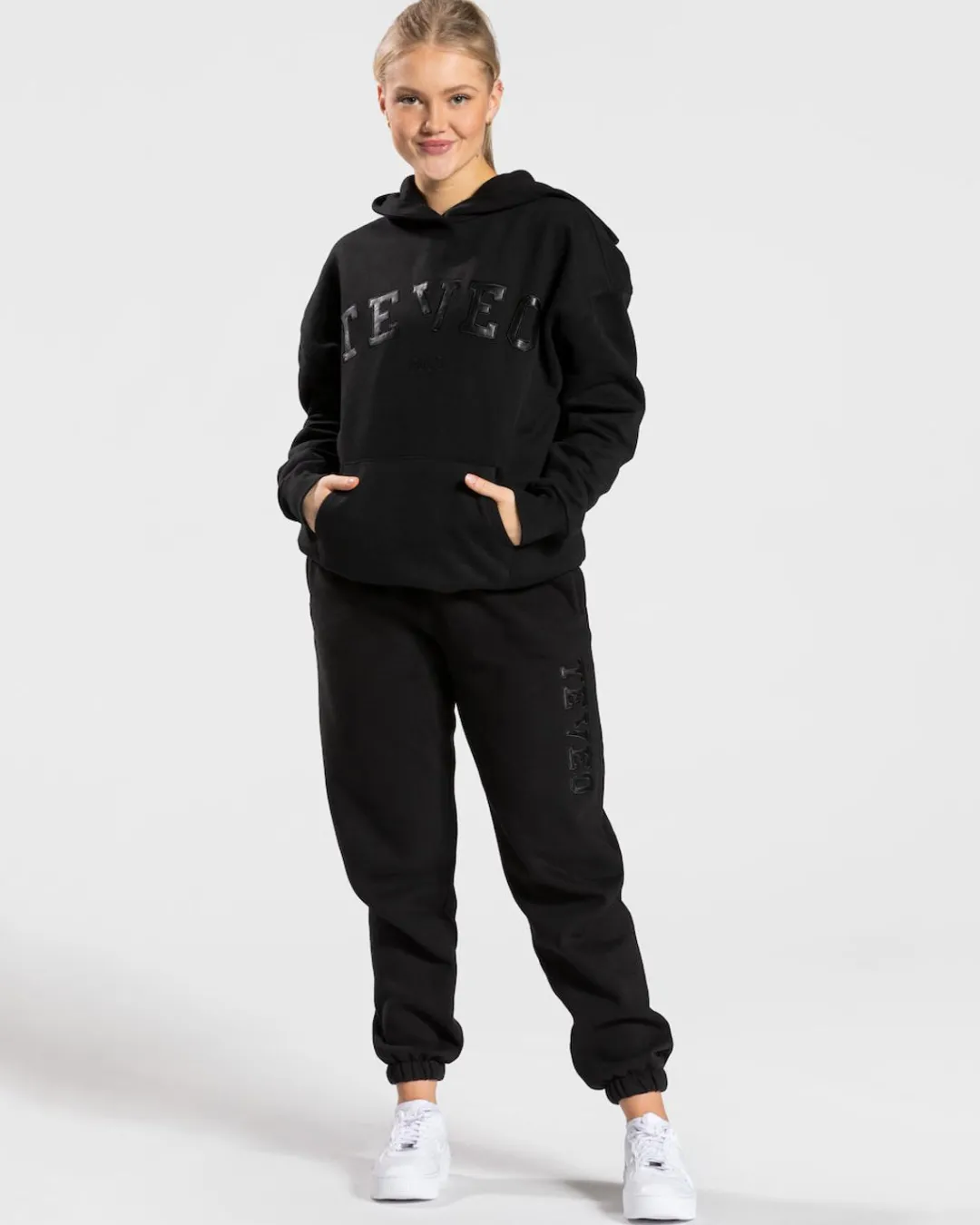 TEVEO Hoodies & Jackets*College Oversized Hoodie "Schwarz"