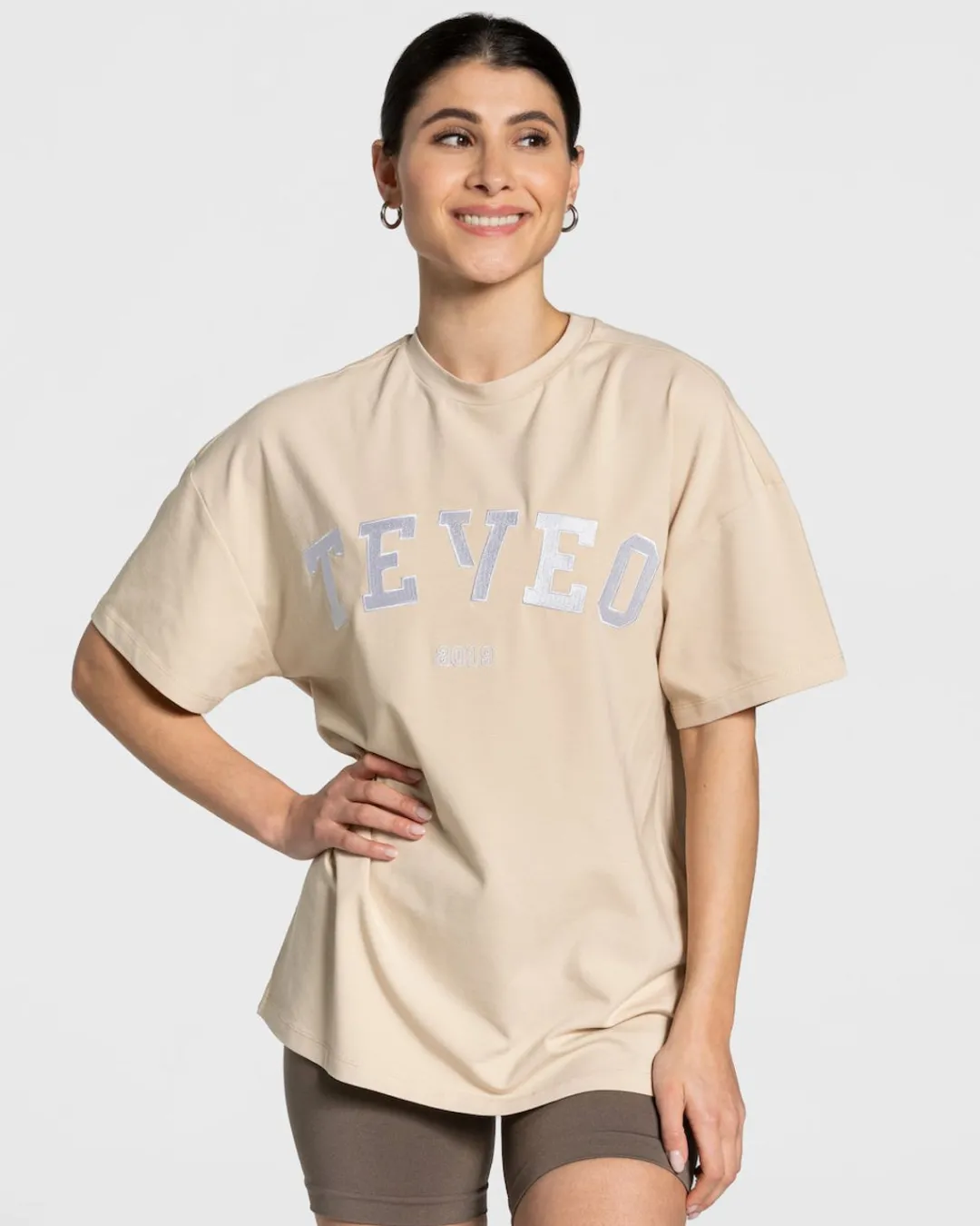 TEVEO T-Shirts*College Oversized T-Shirt "Beige"