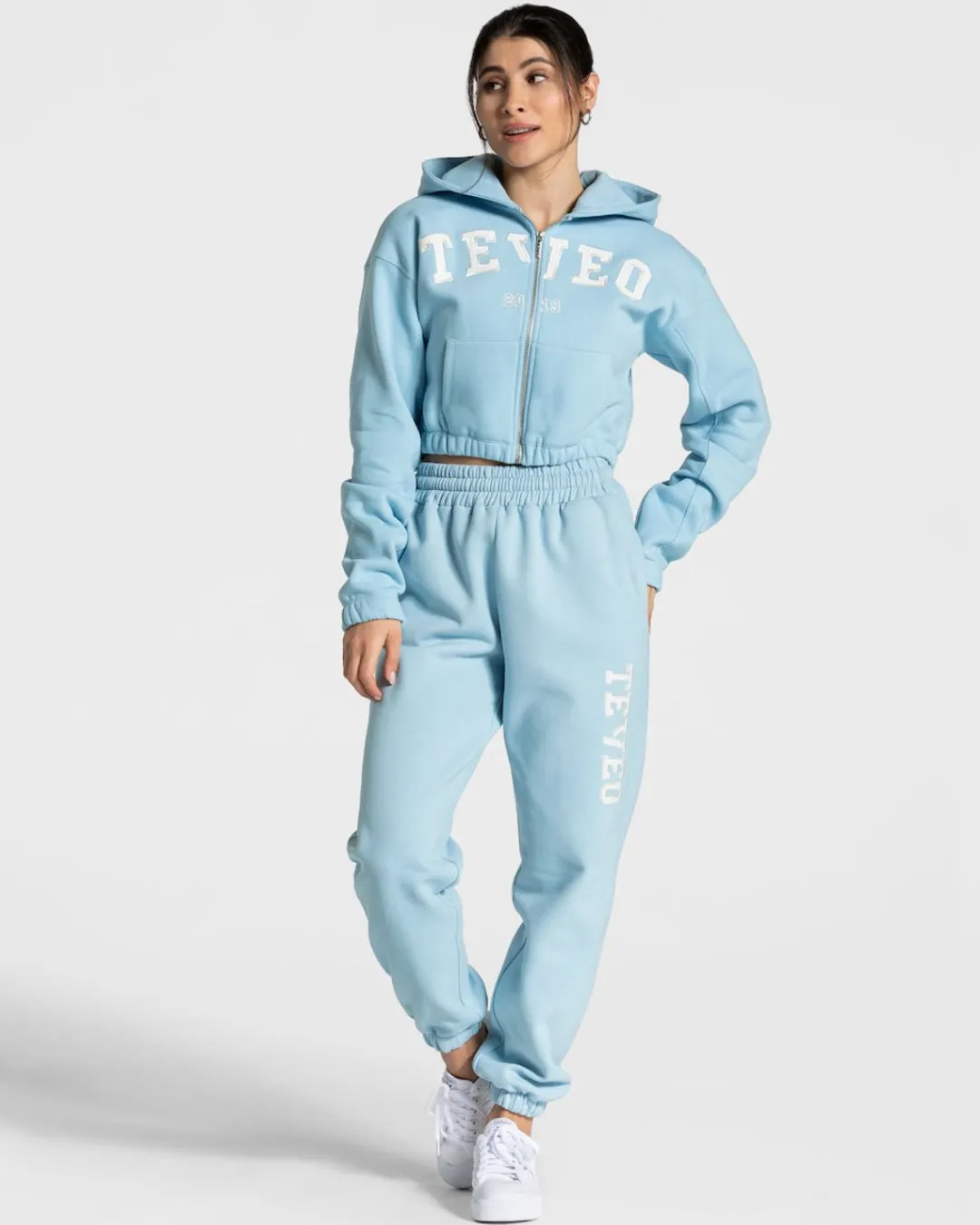 TEVEO Hoodies & Jackets*College Zip Hoodie "Babyblau"