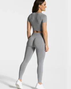 TEVEO Tops*Focus Crop Top