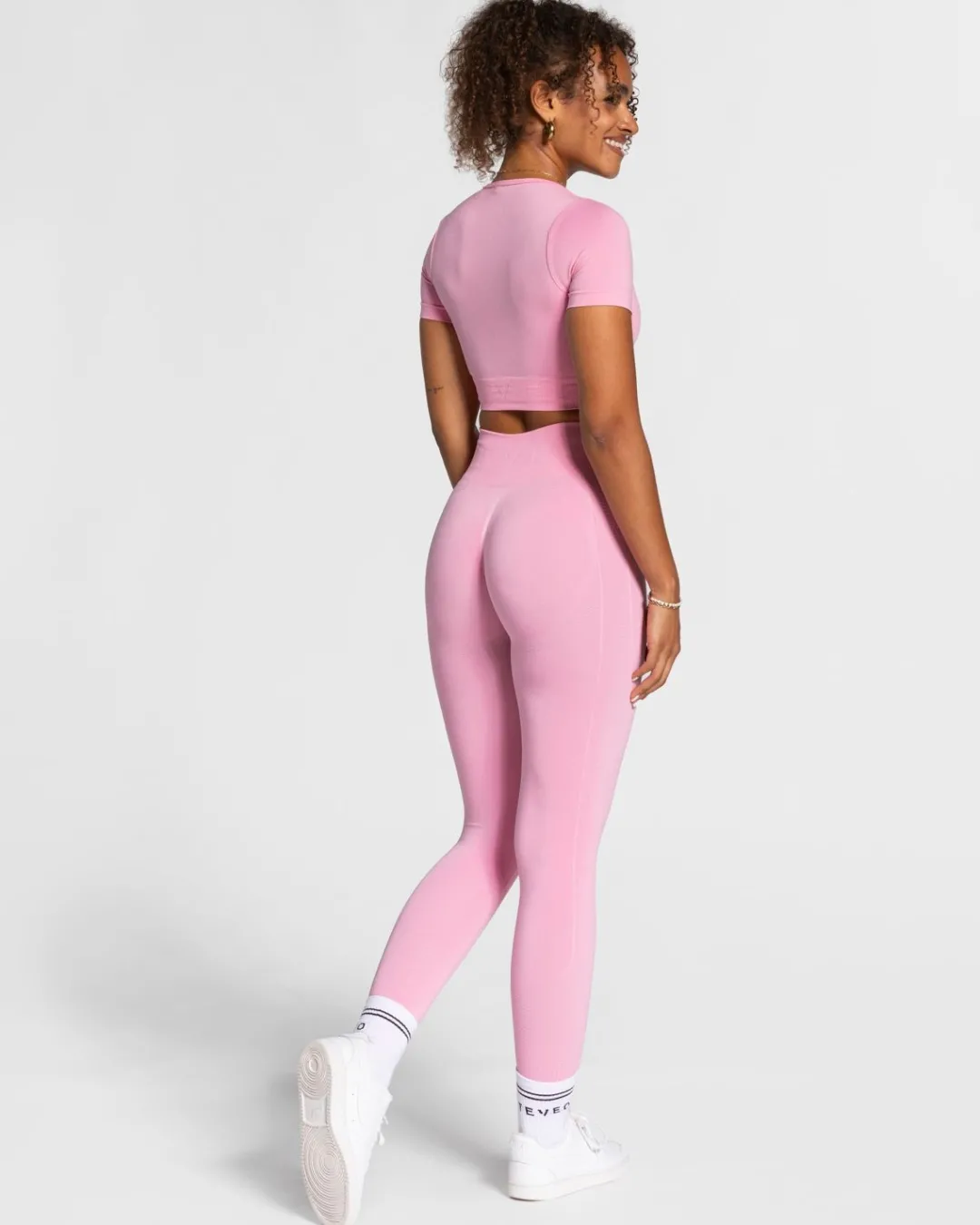 TEVEO Tops*Focus Crop Top "Pink"