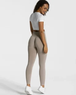TEVEO Tops*Focus Crop Top
